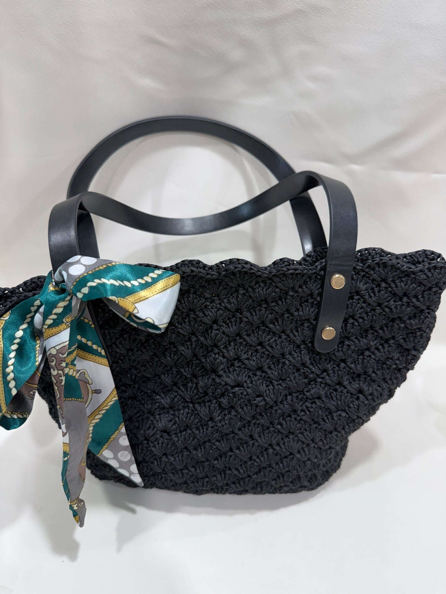 Eclipse Scallop Tote
